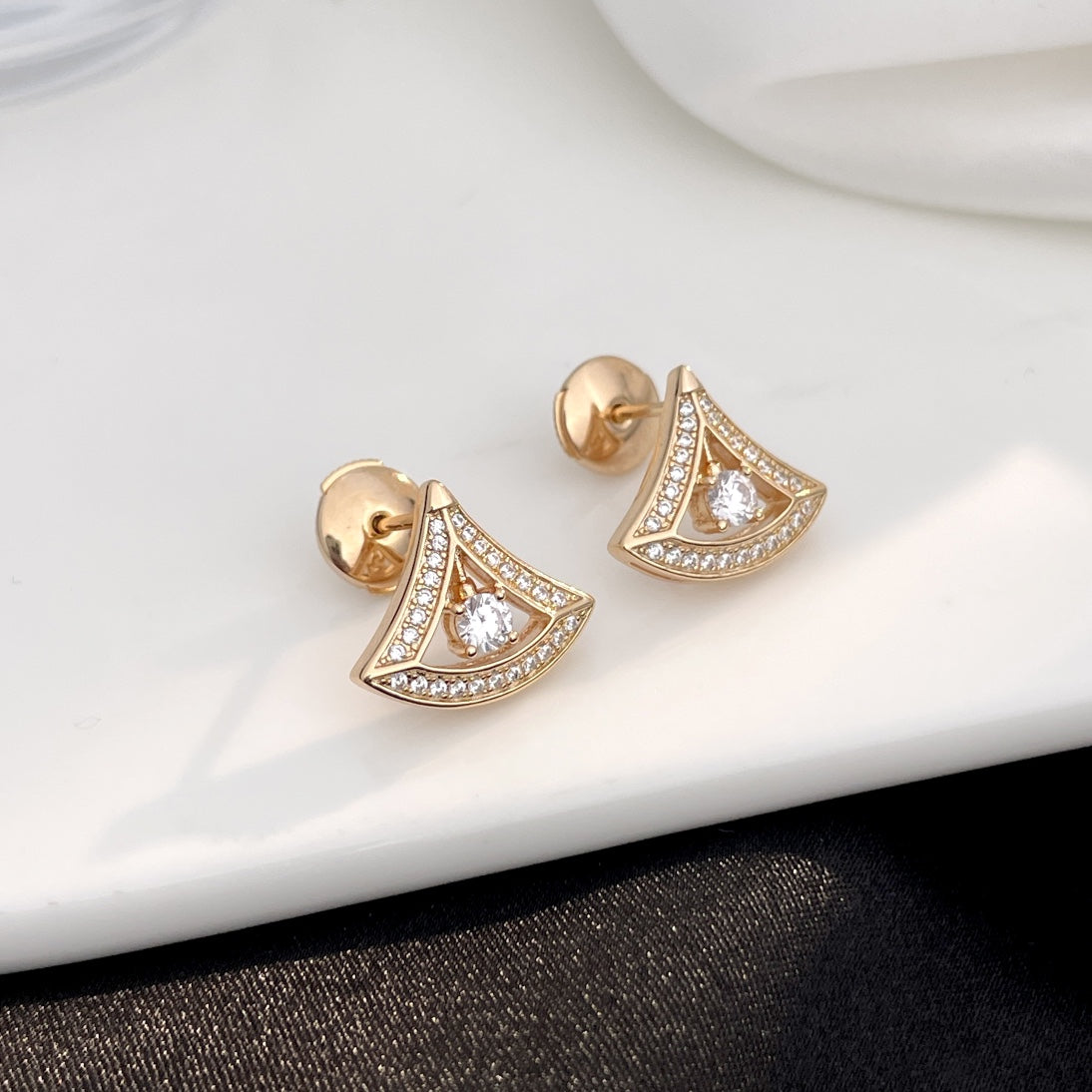 Jewelver DREAM MINI DIAMOND STUD EARRINGS