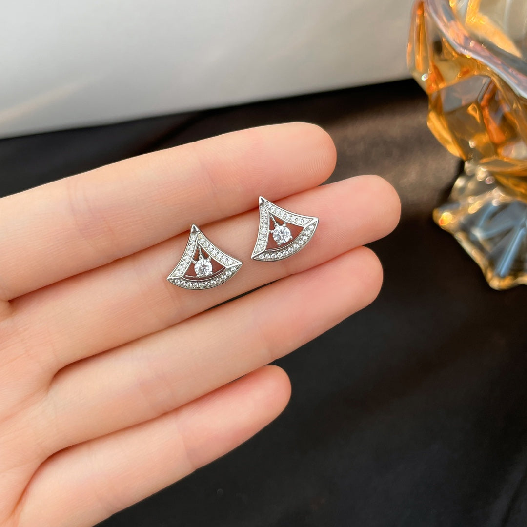 Jewelver DREAM MINI DIAMOND STUD EARRINGS