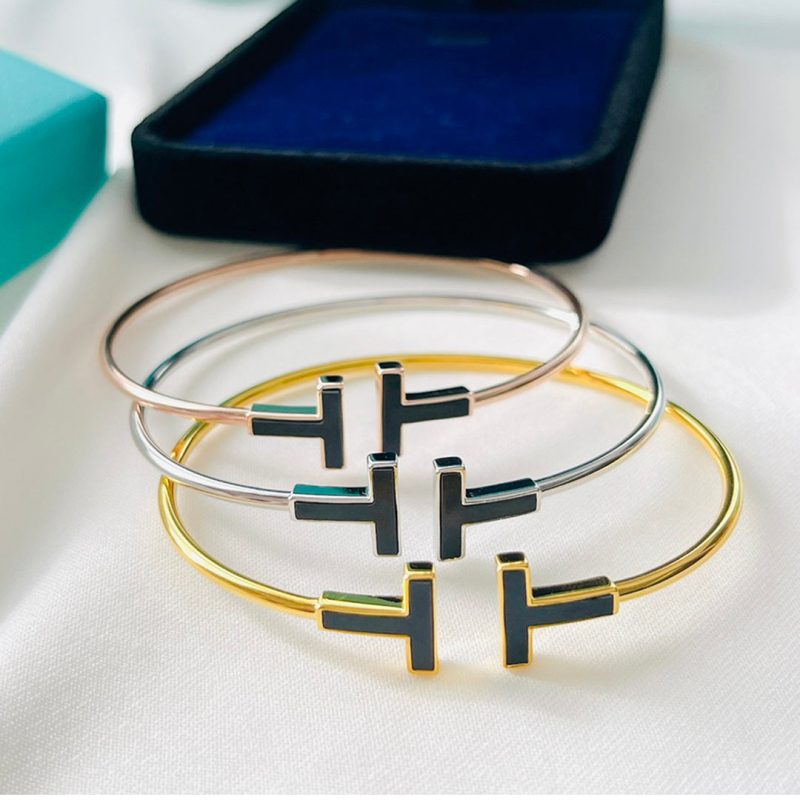 Jewelver T Black Bracelet
