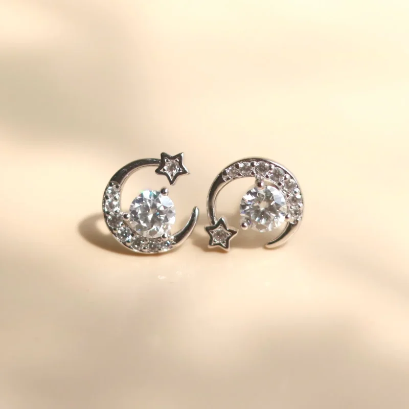 moon-star-moissanite-stud-earrings-1